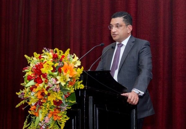 img1 1x416 img1 1x416