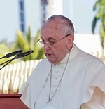 pope blessing atarrival 10jan2015